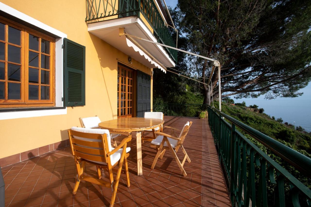 080 - La Villa Storica Il Vigneto 45B, Terrazza Sul Mare - Parcheggio Privato Gratis Moneglia Exteriör bild