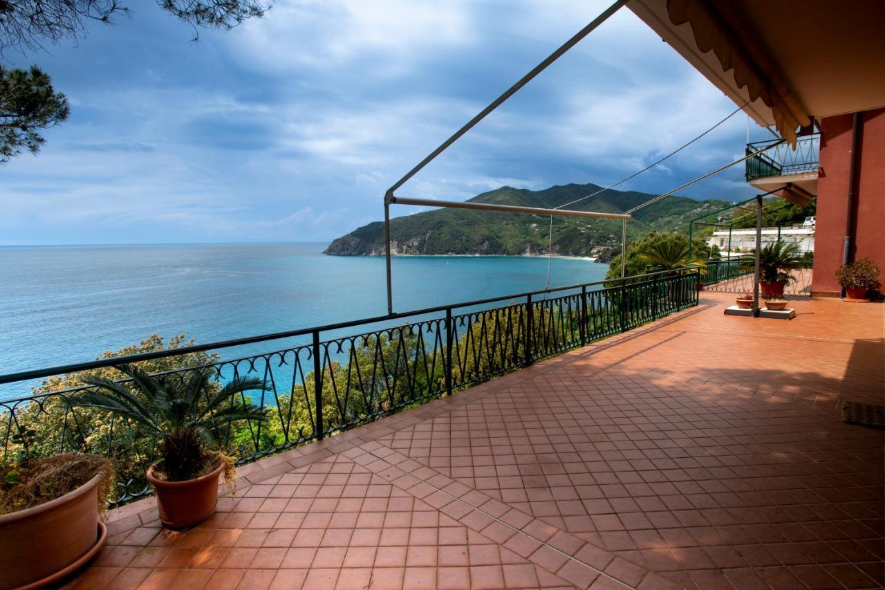 080 - La Villa Storica Il Vigneto 45B, Terrazza Sul Mare - Parcheggio Privato Gratis Moneglia Exteriör bild
