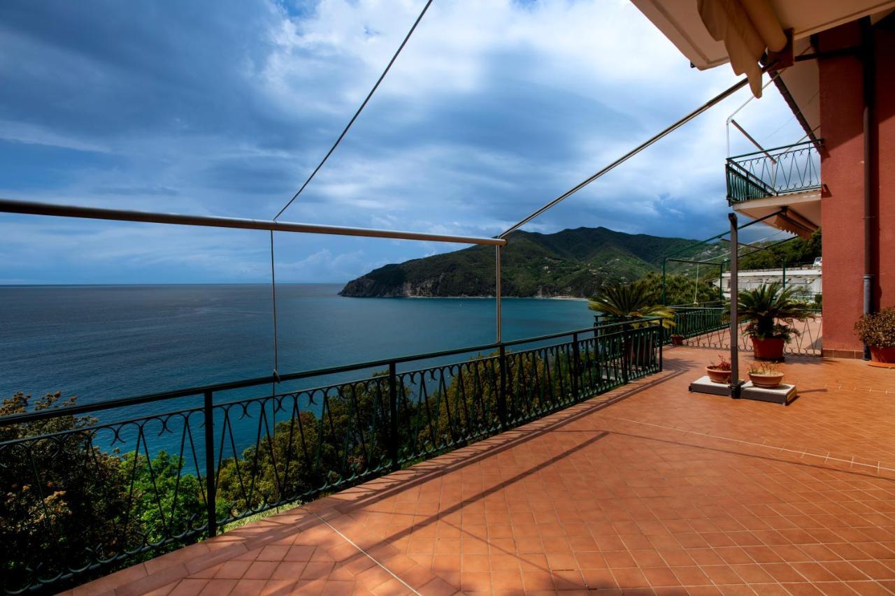 080 - La Villa Storica Il Vigneto 45B, Terrazza Sul Mare - Parcheggio Privato Gratis Moneglia Exteriör bild
